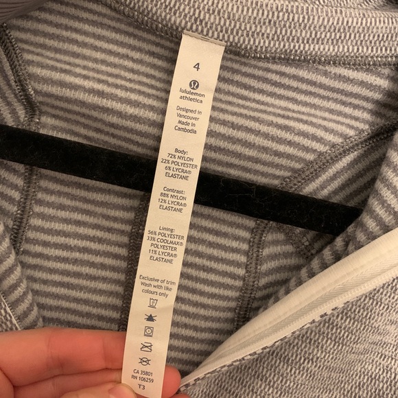 Lululemon runderful 1/2 zip sweater! - Picture 2 of 4